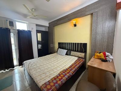 Bedroom Image of 975 Sq.ft 2 BHK Apartment / Flat for sale in Phase 2 Noida for Rs. 8400000