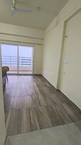 Hall Image of 435 Sq.ft 1 RK Apartment / Flat for rent in Paramount Golfforeste Oak &amp; Pine, Surajpur Greater Noida for Rs. 12500