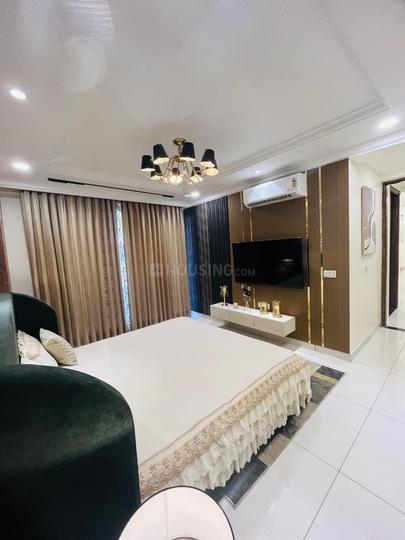 Aura Homes 1 Main Image 1