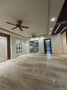 Image of 1800 Sq.ft 3 BHK Builder Floor for sale in Sector 102, Gurgaon for Rs. 25000000