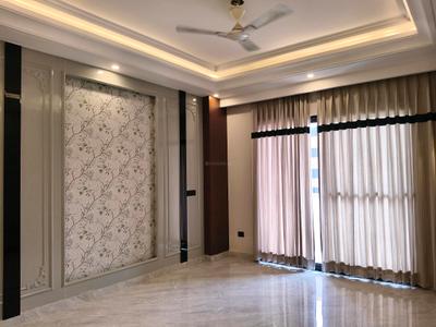 Living Room Image of 4770 Sq.ft 4.5 BHK Builder Floor for sale in Paramount Luxury Ansal Esencia, Sector 67 Gurgaon for Rs. 41500000