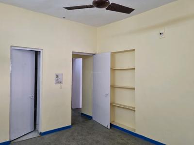 Bedroom Image of 1000 Sq.ft 2 BHK Apartment / Flat for rent in Janakpuri New Delhi for Rs. 24000