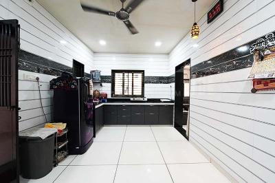 Kitchen Image of 2160 Sq.ft 3 BHK Independent House for sale in Krishna Nagar Society Ahmedabad for Rs. 12000000