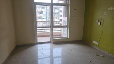 Living Room Image of 1640 Sq.ft 3 BHK Apartment / Flat for sale in Raheja Atharva, Sector 109 Gurgaon for Rs. 14500000