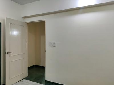 Bedroom Image of 910 Sq.ft 2 BHK Apartment / Flat for rent in Kasarvadavali Thane for Rs. 24500