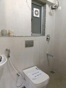 Common Bathroom Image of 580 Sq.ft 1 BHK Apartment / Flat for sale in Shree Naman Premier, Andheri East Mumbai for Rs. 14900000