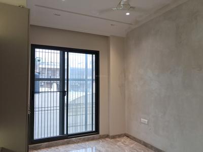 Bedroom Image of 1350 Sq.ft 3 BHK Builder Floor for sale in Paschim Vihar New Delhi for Rs. 28500000