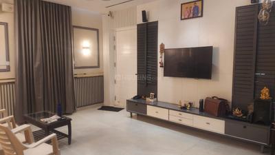 Living Room Image of 3225 Sq.ft 4.5 BHK Villa for sale in Vellakinar Village Coimbatore for Rs. 45000000