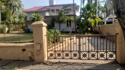 Navratna Kalhaar Bungalows Sec1 Plot View 2