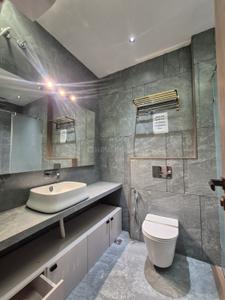 Bathroom Image of 5200 Sq.ft 5 BHK Independent House for sale in Apollo Sector E Golf Links, Kanadiya Indore for Rs. 35100000