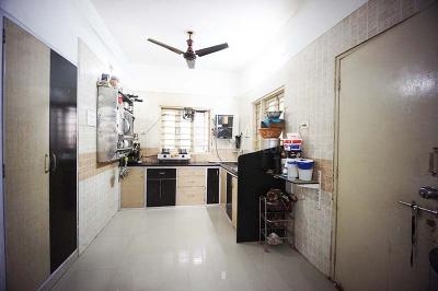 Kitchen Image of 3006 Sq.ft 5 BHK Independent House for sale in Nana Chiloda Ahmedabad for Rs. 23900000