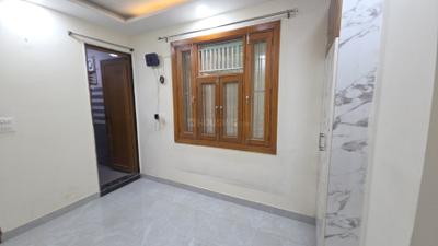 Bedroom Image of 915 Sq.ft 3 BHK Builder Floor for rent in Sector 15 Dwarka New Delhi for Rs. 26000