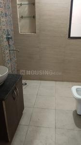 Bathroom Image of 1200 Sq.ft 2 BHK Builder Floor for rent in Sector 47 Gurgaon for Rs. 45000