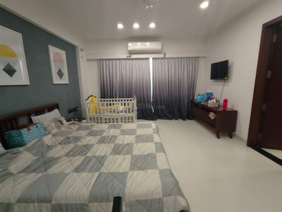 Hall Image of 5805 Sq.ft 5 BHK Independent House for sale in Thaltej Ahmedabad for Rs. 60000000