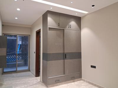 Bedroom Image of 1800 Sq.ft 3 BHK Builder Floor for sale in Paschim Vihar New Delhi for Rs. 35000000