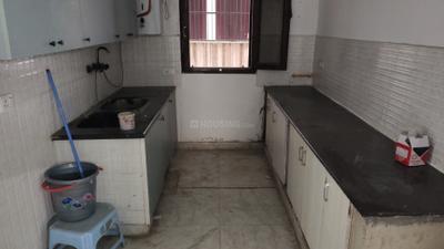 Kitchen Image of 2100 Sq.ft 3 BHK Builder Floor for rent in Sector 46 Noida for Rs. 85000