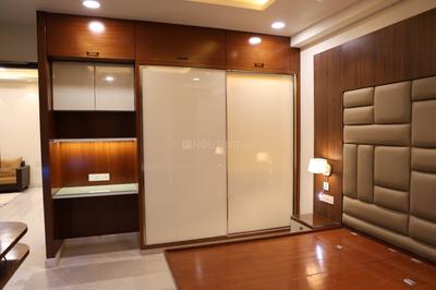 Bedroom Image of 1050 Sq.ft 2 BHK Apartment / Flat for rent in Indiabulls Blu, Worli Mumbai for Rs. 350000