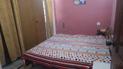 Bedroom Image of 2500 Sq.ft 2.5 BHK Builder Floor for rent in Gamma I Greater Noida for Rs. 28000