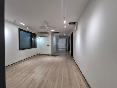 Hall Image of 5400 Sq.ft 6 BHK Builder Floor for rent in Swaraj Homes RWA Hauz Khas, Safdarjung Development Area New Delhi for Rs. 400000