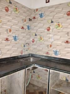 Kitchen Image of 1100 Sq.ft 2 BHK Builder Floor for rent in Bara Nilpur Bardhaman for Rs. 8500