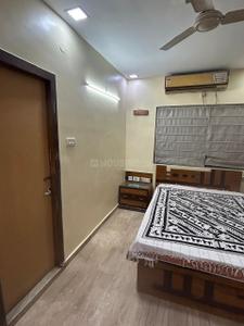 Bedroom Image of 992 Sq.ft 2 BHK Apartment / Flat for sale in Bhowanipore Kolkata for Rs. 13000000