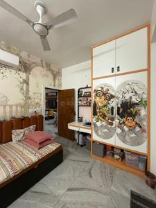 Bedroom Image of 2700 Sq.ft 3.5 BHK Apartment / Flat for sale in Maninagar Ahmedabad for Rs. 13000000