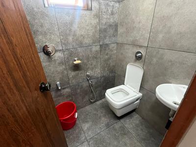 Bathroom Image of 1650 Sq.ft 3 BHK Independent House for sale in Thevakkal Kochi for Rs. 7000000