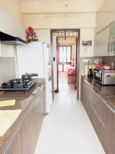 Kitchen Image of 820 Sq.ft 2.5 BHK Apartment / Flat for rent in Wadhwa Wadhwa Atmosphere, Mulund West Mumbai for Rs. 85000