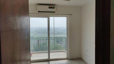 Bedroom Image of 1955 Sq.ft 3 BHK Apartment / Flat for sale in Sunworld Arista, Sector 168 Noida for Rs. 25900000