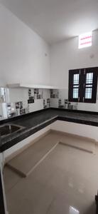 Kitchen Image of 700 Sq.ft 2 BHK Builder Floor for rent in Vrindavan Yojana Lucknow for Rs. 7000