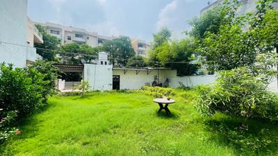 Image of 263 Sq.ft Residential Plot / Land for sale in Sector 31, Gurgaon for Rs. 62500000