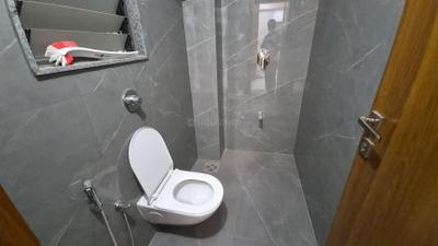 Image of 2000 Sq.ft 3 BHK Apartment / Flat for rent in Ratnam Aurum, Vaishno Devi Circle, Ahmedabad for Rs. 32000