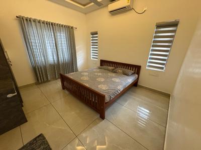 Bedroom Image of 2224 Sq.ft 4 BHK Independent House for sale in Peringuzha Muvattupuzha for Rs. 11000000