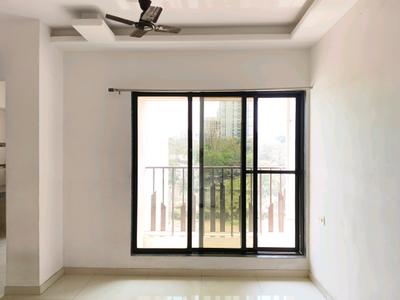 Living Room Image of 630 Sq.ft 1 BHK Apartment / Flat for sale in Dynamic Crest Phase I Rimo Everest, Khidkali Thane for Rs. 4100000