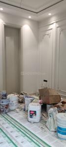 Bedroom Image of 1125 Sq.ft 3 BHK Builder Floor for sale in Vivek Vihar New Delhi for Rs. 25000000