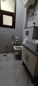 Bathroom Image of 2000 Sq.ft 3 BHK Builder Floor for rent in Vivek Vihar New Delhi for Rs. 50000
