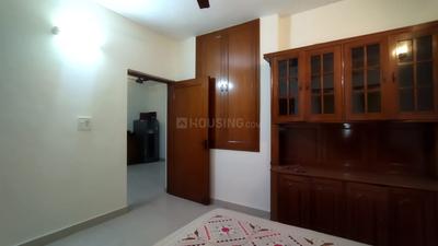 Bedroom Image of 1280 Sq.ft 2.5 BHK Apartment / Flat for sale in DDA SFS, Sarita Vihar New Delhi for Rs. 20100000