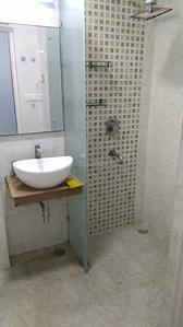 Bathroom Image of 1700 Sq.ft 3 BHK Apartment / Flat for sale in Sector 30 Noida for Rs. 24000000