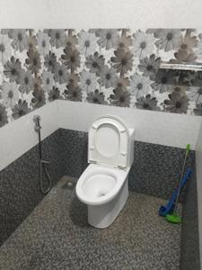 Bathroom Image of 1500 Sq.ft 3 BHK Independent House for sale in Vypin Kochi for Rs. 5000000