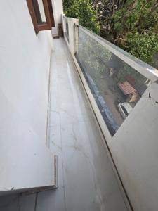 Balcony Image of 400 Sq.ft 1 BHK Builder Floor for rent in Old Double Storey, Lajpat Nagar New Delhi for Rs. 22000
