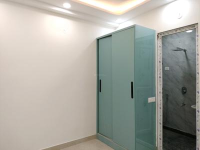 Bedroom Image of 1000 Sq.ft 3 BHK Builder Floor for sale in Raju Parak Extension New Delhi for Rs. 9200000