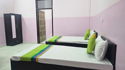 Bedroom Image of Shyam Vandana Boys PG  in Sector 19, Noida