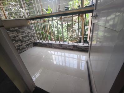 Balcony Image of 750 Sq.ft 2 BHK Apartment / Flat for rent in Vasant Vihar Complax, Thane West Thane for Rs. 35000