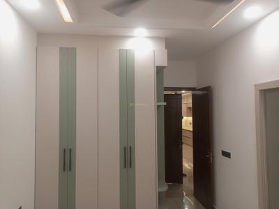 Bedroom Image of 900 Sq.ft 3 BHK Builder Floor for sale in Pitampura New Delhi for Rs. 11200000
