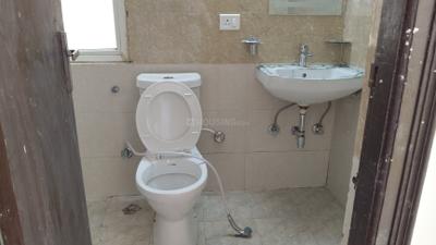 Image of 835 Sq.ft 2 BHK Apartment / Flat for rent in NBCC Golf Homes, Noida Extension, Greater Noida for Rs. 17000