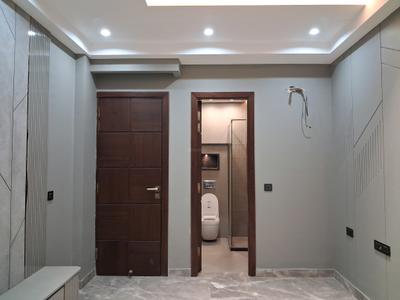 Bedroom Image of 2250 Sq.ft 4 BHK Builder Floor for sale in Raja Garden New Delhi for Rs. 40000000