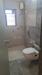 Bathroom Image of 1600 Sq.ft 3 BHK Apartment / Flat for rent in Anandvalli Nashik for Rs. 27000