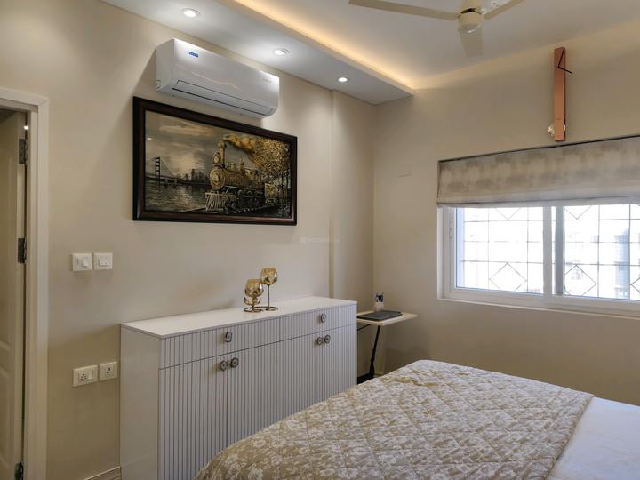 SKY LINE BEVERLY PARK Bedroom One 1