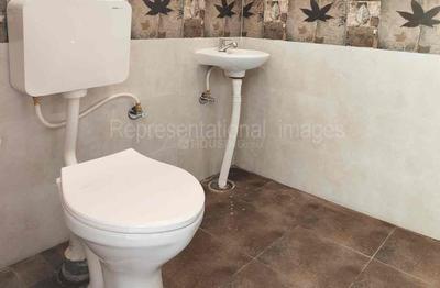 Image of 1050 Sq.ft 1 RK Apartment / Flat for rent in Thanisandra, Bengaluru for Rs. 19000