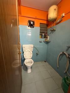 Bathroom Image of 836 Sq.ft 3 BHK Apartment / Flat for sale in Dum Dum Park Kolkata for Rs. 4500000